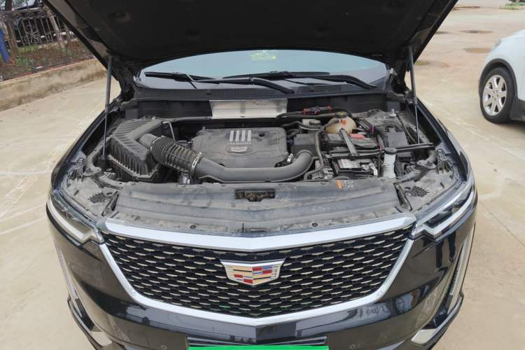 Used Cadillac XT6 2022 2.0T 7-Seater Four-Wheel Drive Luxury 120th Anniversary Limited Edition Engine Bay