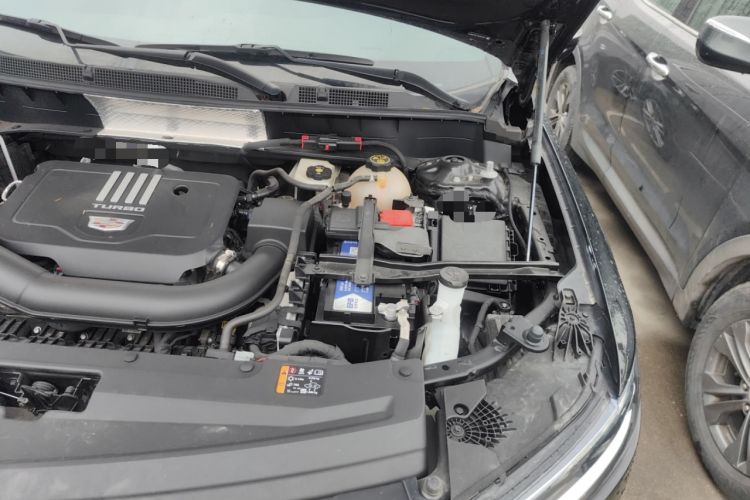 Used Cadillac XT6 2022 2.0T 7-Seater Four-Wheel Drive Luxury Version Engine Bay Left