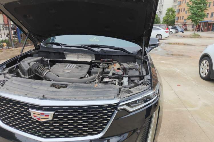 Used Cadillac XT6 2022 2.0T 7-Seater Four-Wheel Drive Luxury 120th Anniversary Limited Edition Engine Bay Left