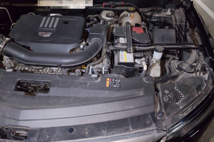 Used Cadillac XT6 2022 2.0T 7-Seater Four-Wheel-Drive Luxury Version Engine Bay Left