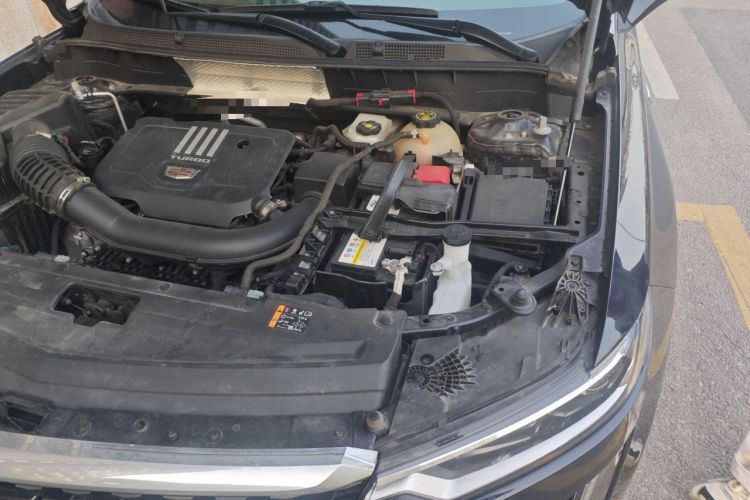 Used Cadillac XT6 2022 2.0T 7-Seater Four-Wheel Drive Luxury Version Engine Bay Left
