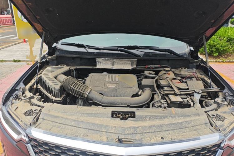 Used Cadillac XT6 2022 2.0T Six-Seater Four-Wheel-Drive Luxury Standard Edition Engine Bay