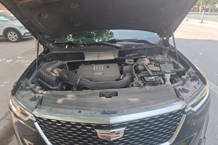Used Cadillac XT6 2022 2.0T 7-Seater Four-Wheel Drive Luxury Standard Edition Engine Bay