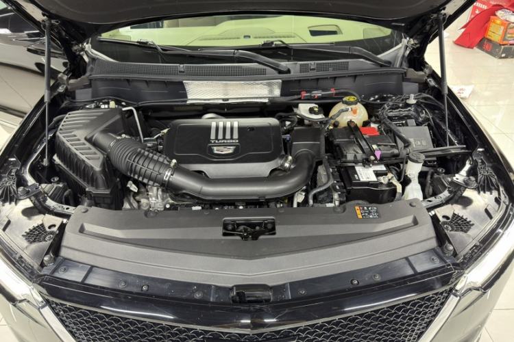 Used Cadillac XT6 2022 2.0T Six-Seater All-Wheel-Drive Platinum 120th Anniversary Limited Edition Engine Bay