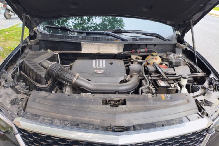 Used Cadillac XT6 2022 2.0T Six-Seater Four-Wheel-Drive Luxury Version Engine Bay
