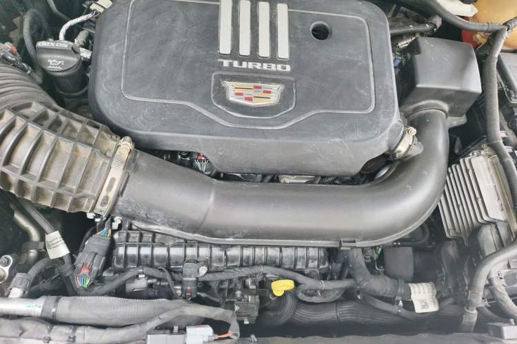 Used Cadillac XT6 2022 2.0T 7-Seater Four-Wheel Drive Luxury 120th Anniversary Limited Edition Engine Bay