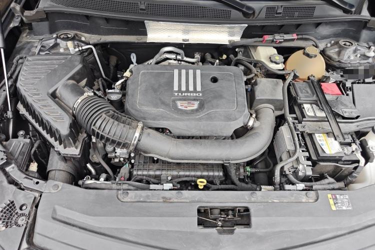 Used Cadillac XT6 2022 2.0T Six-Seater Four-Wheel Drive Luxury Version Engine Bay