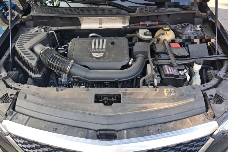 Used Cadillac XT6 2022 2.0T Six-Seater Four-Wheel Drive Luxury 120th Anniversary Limited Edition Engine Bay
