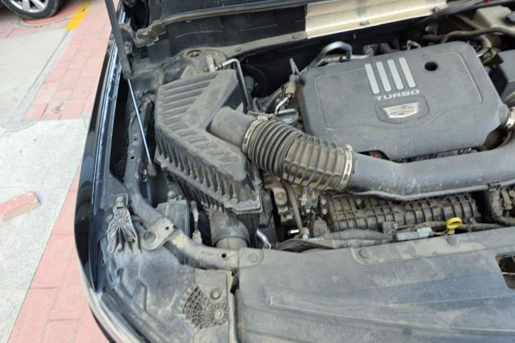 Used Cadillac XT6 2022 2.0T Six-Seater Four-Wheel Drive Luxury Version Engine Bay Right