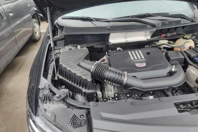 Used Cadillac XT6 2022 2.0T 7-Seater Four-Wheel Drive Luxury Version Engine Bay Right
