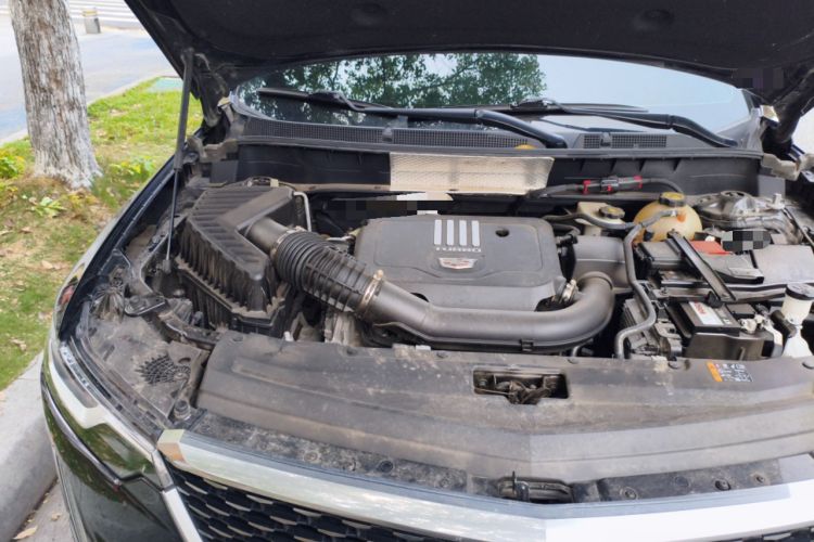 Used Cadillac XT6 2022 2.0T Six-Seater Four-Wheel-Drive Luxury Version Engine Bay Right