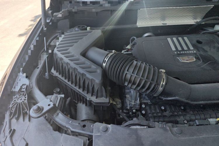 Used Cadillac XT6 2022 2.0T Six-Seater Four-Wheel-Drive Luxury Standard Edition Engine Bay Right