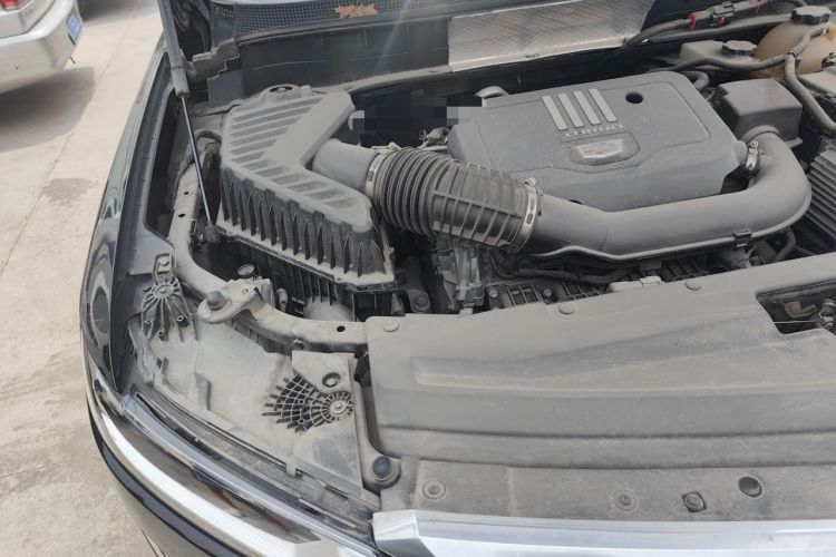 Used Cadillac XT6 2022 2.0T Six-Seater Four-Wheel Drive Luxury Version Engine Bay Right