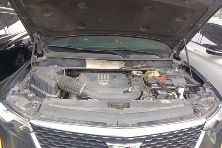 Used Cadillac XT6 2022 2.0T 7-Seater Four-Wheel-Drive Luxury Version Engine Bay