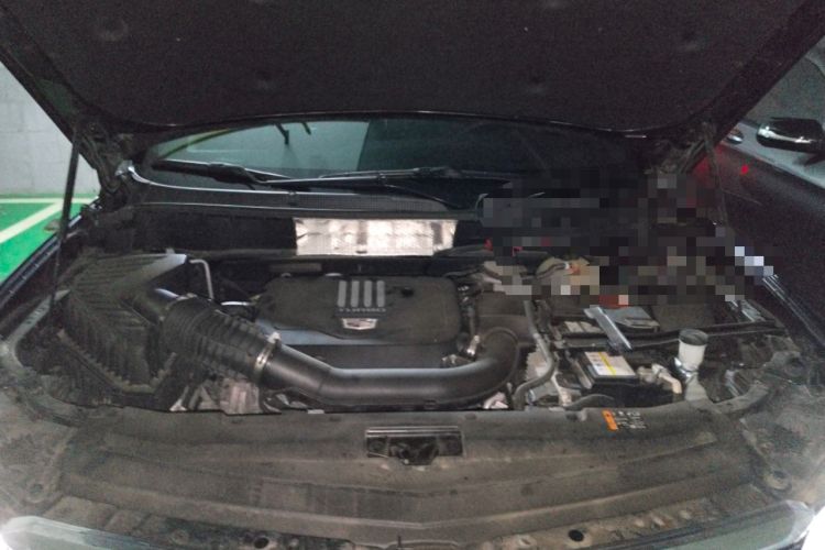 Used Cadillac XT6 2022 2.0T Six-Seater Four-Wheel Drive Luxury Version Engine Bay