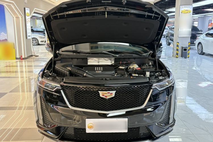 Used Cadillac XT6 2022 2.0T Six-Seater Four-Wheel-Drive Prestige Version Engine Bay