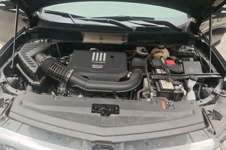 Used Cadillac XT6 2022 2.0T Six-Seater Four-Wheel Drive Luxury Version Engine Bay