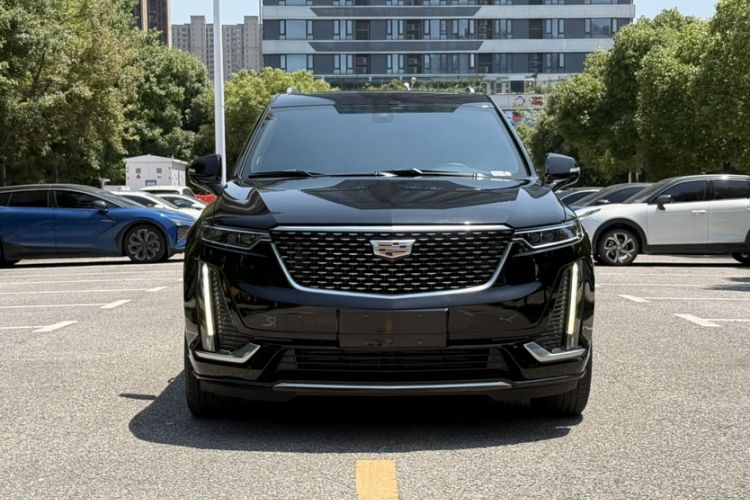 Used Cadillac XT6 2022 2.0T 7-Seater Four-Wheel Drive Luxury Version Exterior 1