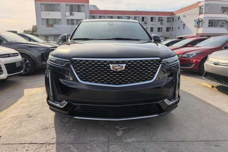 Used Cadillac XT6 2022 2.0T 7-Seater Two-Wheel Drive Luxury Version Exterior 1