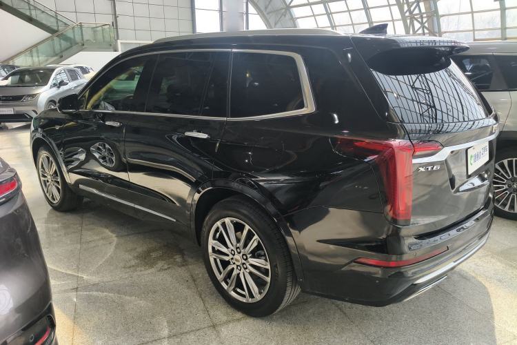 Used Cadillac XT6 2022 2.0T Six-Seater Two-Wheel-Drive Luxury Version Exterior 2