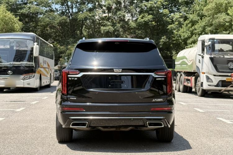 Used Cadillac XT6 2022 2.0T 7-Seater Four-Wheel Drive Luxury Version Exterior 4