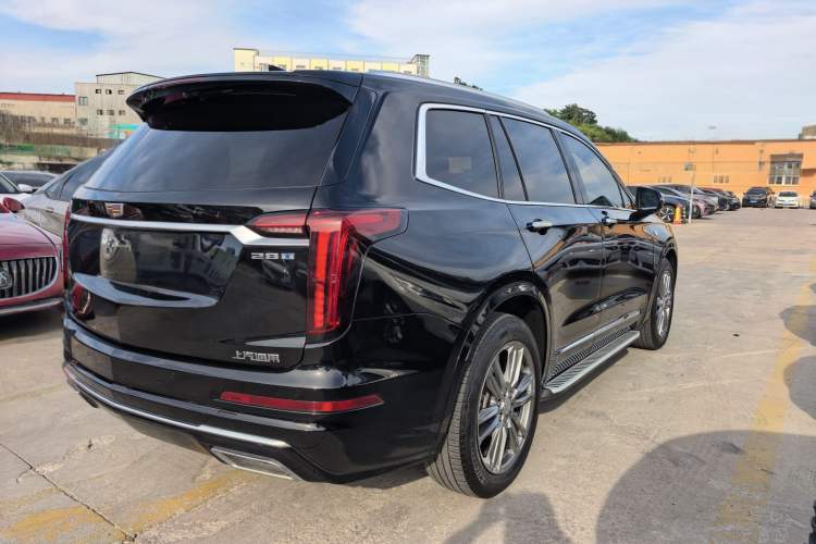 Used Cadillac XT6 2022 2.0T 7-Seater Two-Wheel Drive Luxury Version Exterior 4