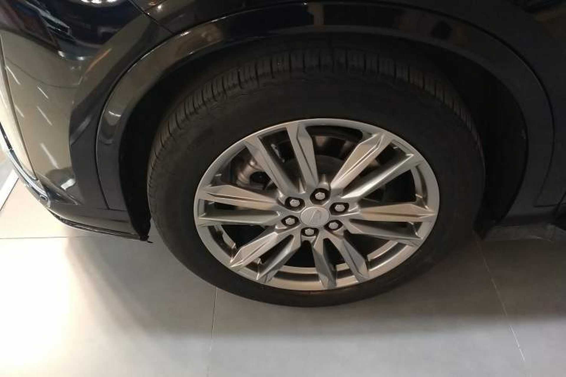 Used Cadillac XT6 2022 2.0T Six-Seater Four-Wheel Drive Luxury Version Exterior 4