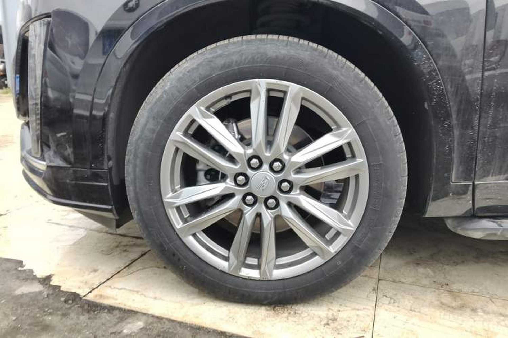 Used Cadillac XT6 2022 2.0T 7-Seater Four-Wheel Drive Luxury Version Exterior 4
