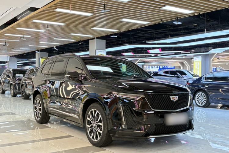 Used Cadillac XT6 2022 2.0T Six-Seater Four-Wheel-Drive Prestige Version Exterior 4