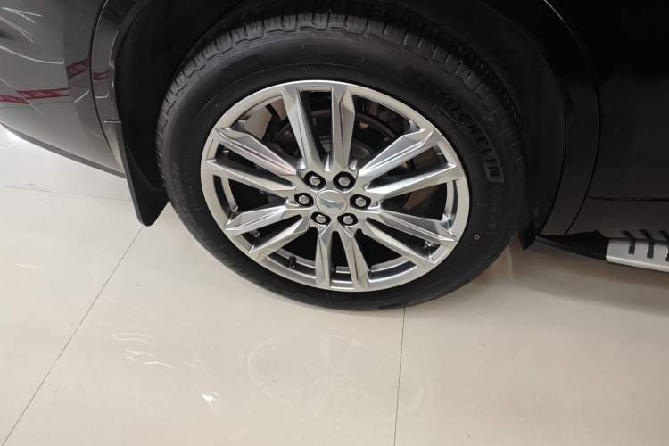 Used Cadillac XT6 2022 2.0T 7-Seater Two-Wheel Drive Luxury Version Exterior 5