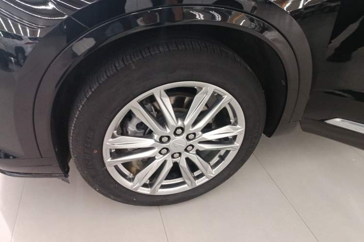 Used Cadillac XT6 2022 2.0T Six-Seater Four-Wheel Drive Luxury Version Exterior 5