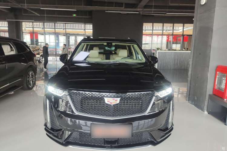 Used Cadillac XT6 2022 2.0T Six-Seater Four-Wheel-Drive Platinum Edition Front