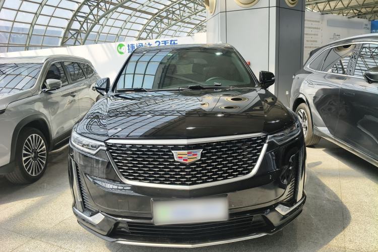 Used Cadillac XT6 2022 2.0T Six-Seater Two-Wheel-Drive Luxury Version Front