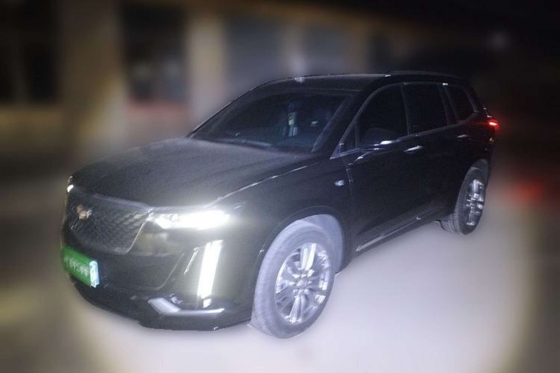 Used Cadillac XT6 2022 2.0T 7-Seater Four-Wheel Drive Luxury Version Front Left 45 Deg
