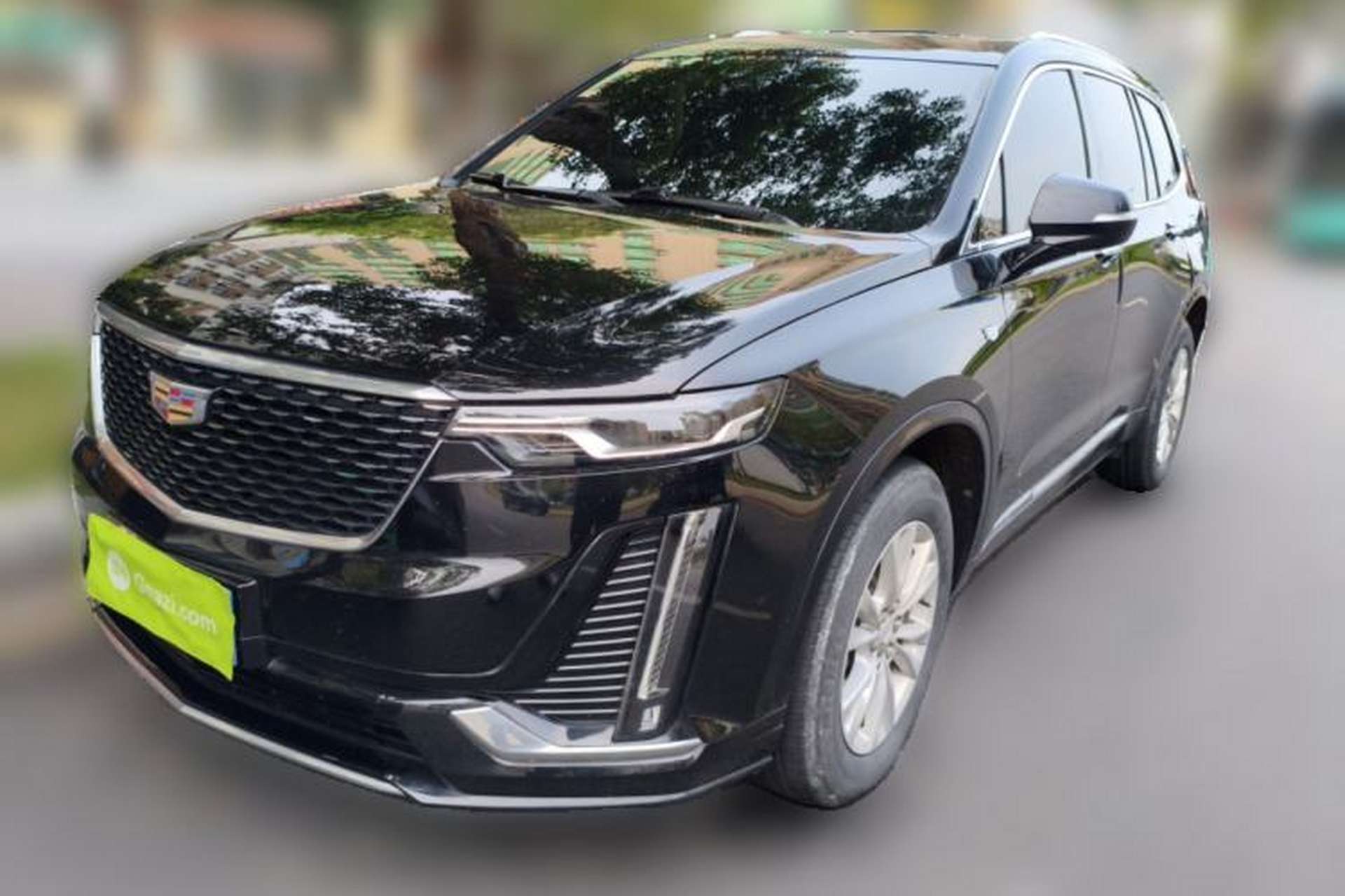 Used Cadillac XT6 2022 2.0T Six-Seater Four-Wheel-Drive Luxury Version Front Left 45 Deg