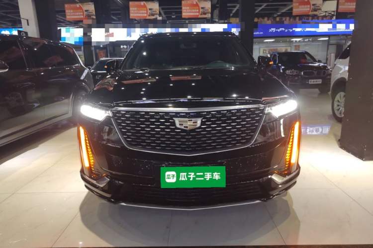 Used Cadillac XT6 2022 2.0T Six-Seater Two-Wheel-Drive Luxury Version Front