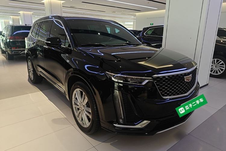 Used Cadillac XT6 2022 2.0T Six-Seater Four-Wheel Drive Luxury Version Front Right 45 Deg