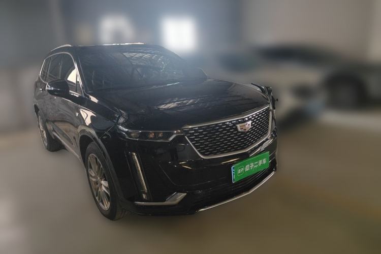 Used Cadillac XT6 2022 2.0T Six-Seater Four-Wheel Drive Luxury Version Front Right 45 Deg