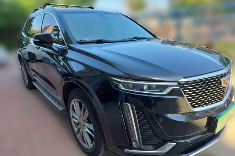 Used Cadillac XT6 2022 2.0T Six-Seater Four-Wheel Drive Luxury Version Front Right 45 Deg