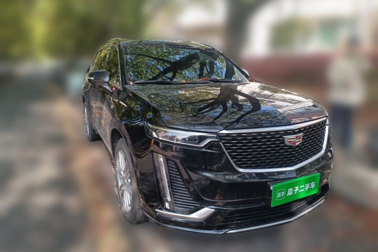Used Cadillac XT6 2022 2.0T Six-Seater Four-Wheel Drive Luxury Version Front Right 45 Deg