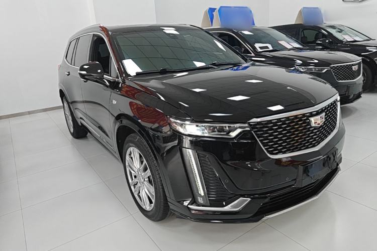 Used Cadillac XT6 2022 2.0T Six-Seater Four-Wheel Drive Luxury Version Front Right 45 Deg