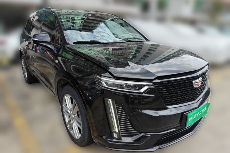 Used Cadillac XT6 2022 2.0T Six-Seater Four-Wheel Drive Luxury Version Front Right 45 Deg