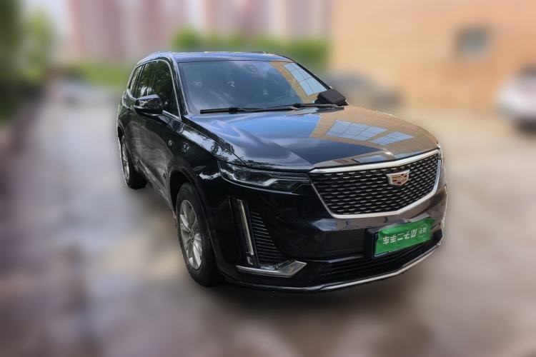 Used Cadillac XT6 2022 2.0T Six-Seater Four-Wheel-Drive Luxury Version Front Right 45 Deg
