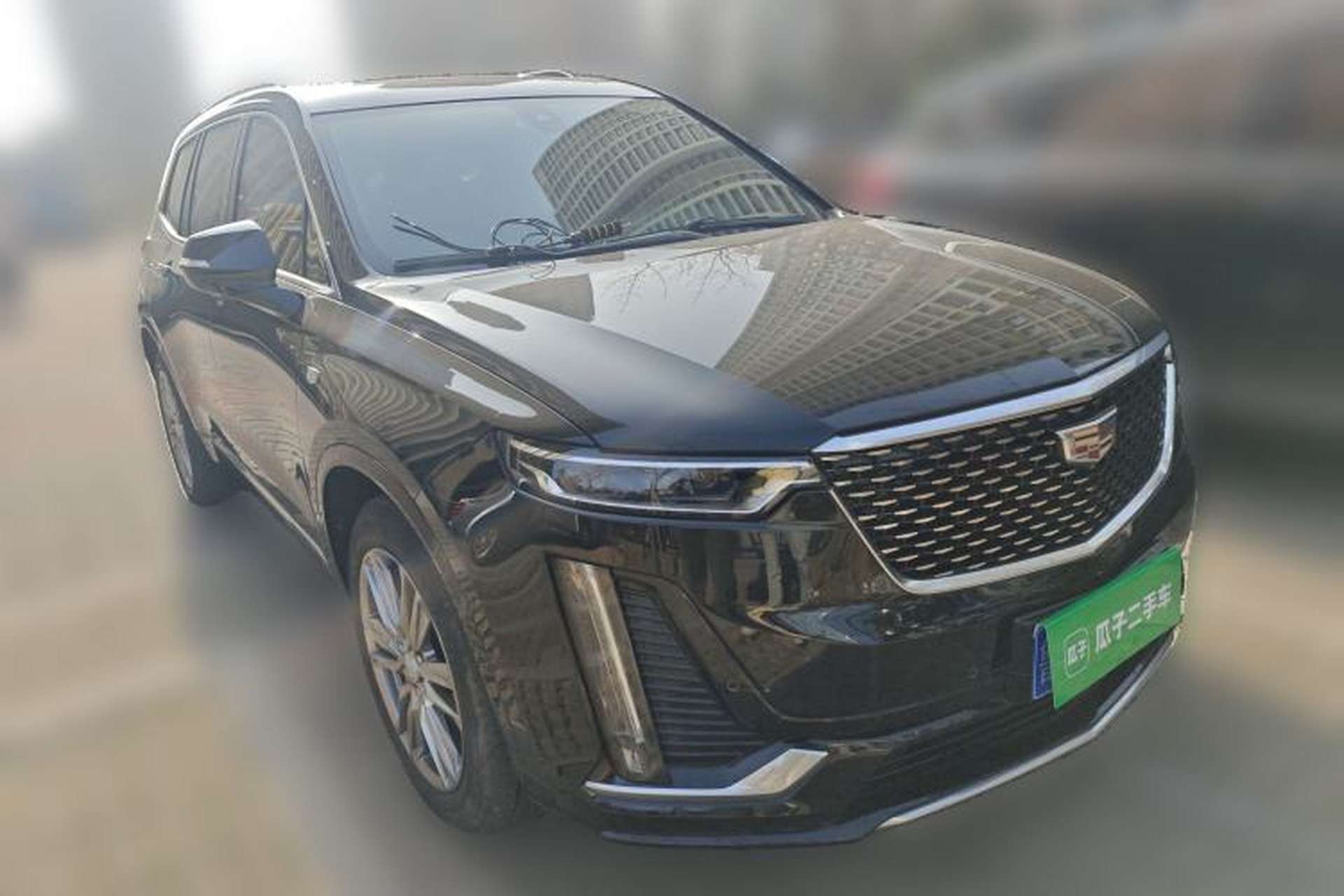 Used Cadillac XT6 2022 2.0T 7-Seater Four-Wheel Drive Luxury Version Front Right 45 Deg