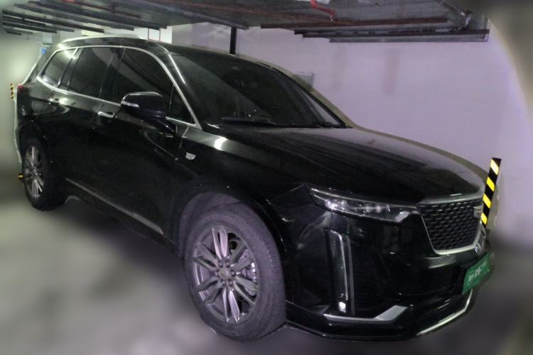 Used Cadillac XT6 2022 2.0T Six-Seater Four-Wheel Drive Luxury Version Front Right 45 Deg