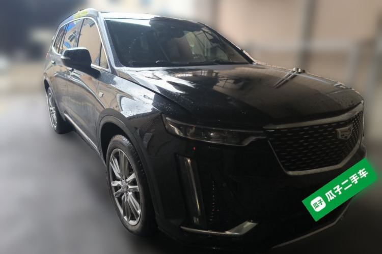 Used Cadillac XT6 2022 2.0T Six-Seater Four-Wheel Drive Luxury Version Front Right 45 Deg