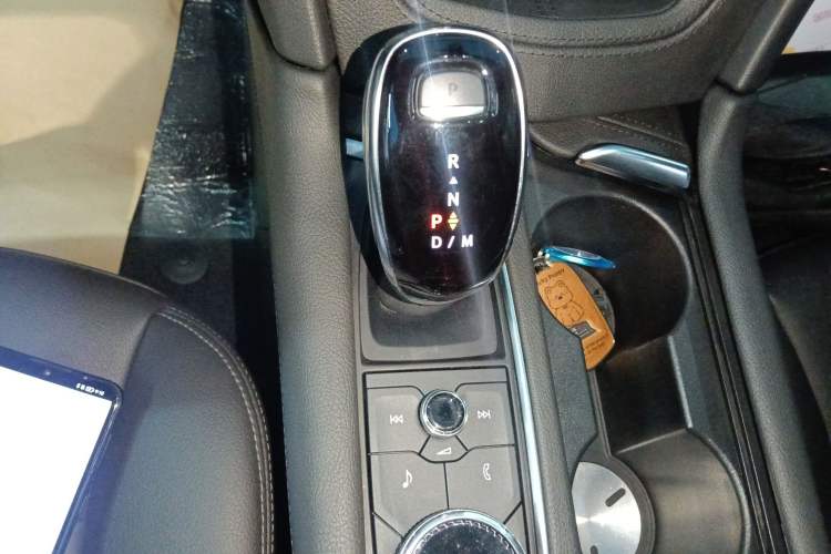Used Cadillac XT6 2022 2.0T 7-Seater Four-Wheel-Drive Luxury Version Gear Lever