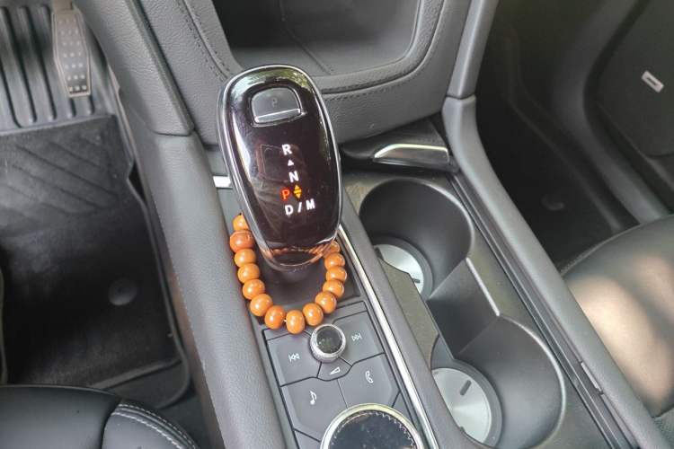 Used Cadillac XT6 2022 2.0T 7-Seater Four-Wheel Drive Luxury Standard Edition Gear Lever