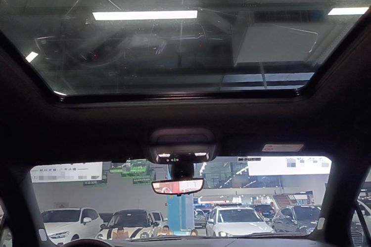 Used Cadillac XT6 2022 2.0T Six-Seater Four-Wheel-Drive Luxury Standard Edition Headliner
