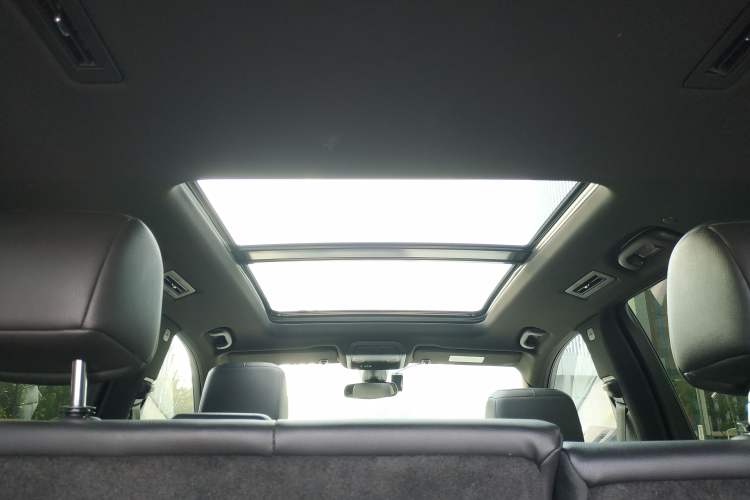 Used Cadillac XT6 2022 2.0T 7-Seater Four-Wheel-Drive Luxury Version Headliner